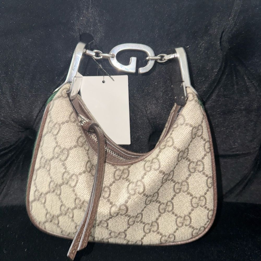 Brand new with tags GUCCI ATTACHE MINI BAG fits phone - Picture 5 of 14